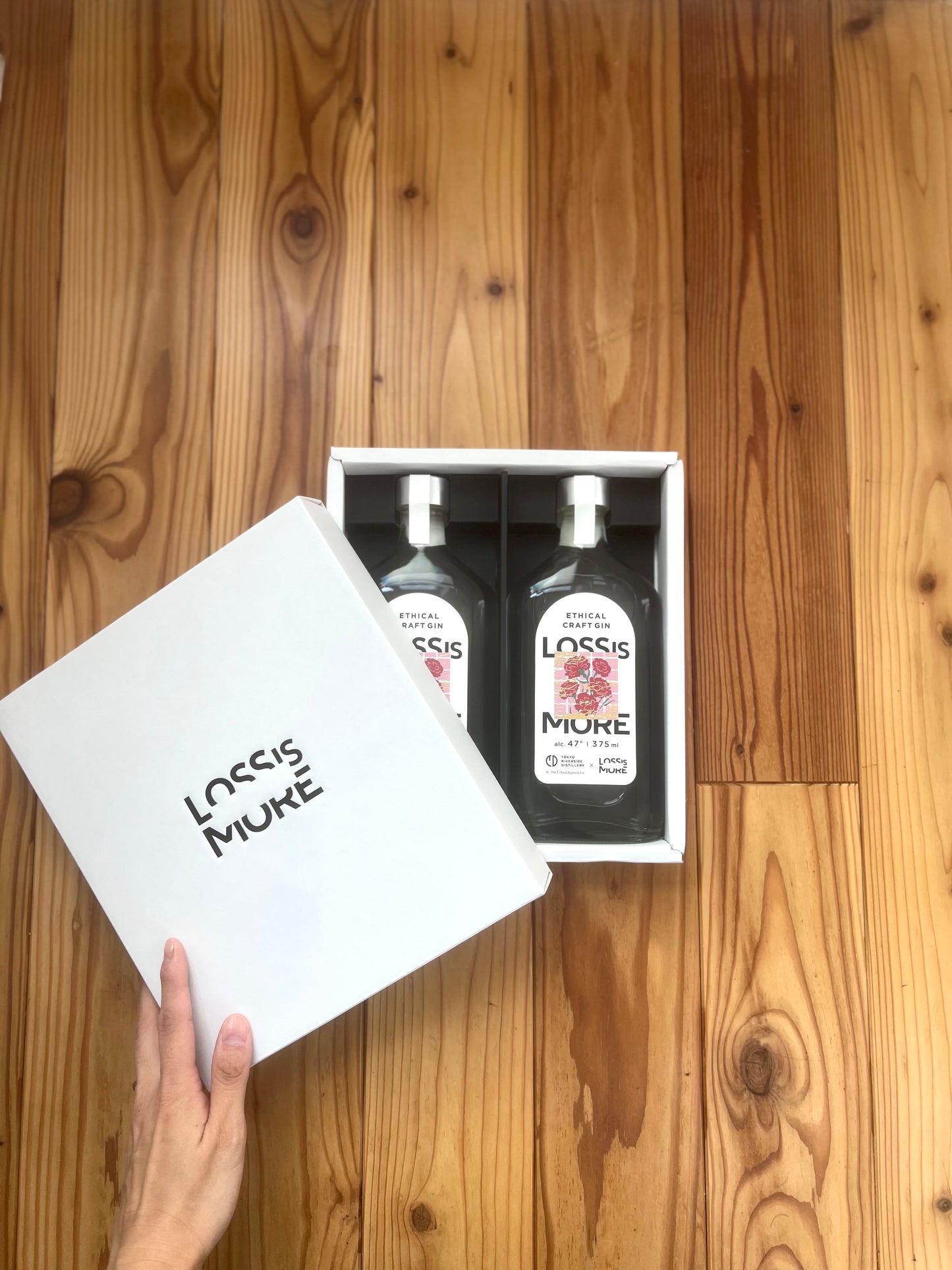 GIFT BOX